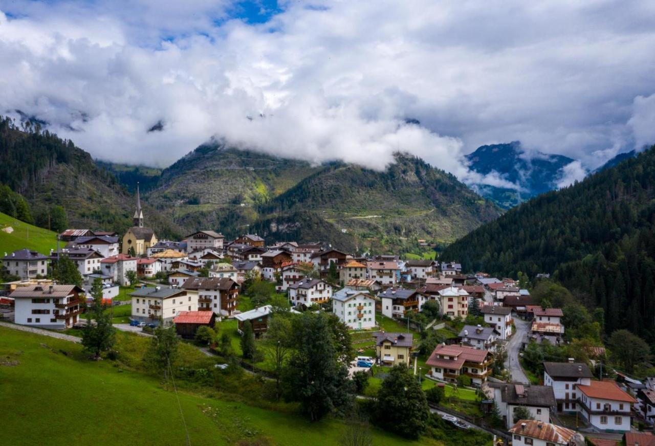 Appartamenti La Rocia Rocca Pietore Exterior foto